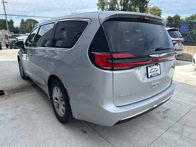 2026 Chrysler Pacifica, $33550. Photo 4