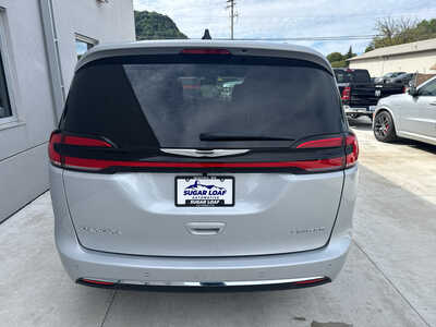 2026 Chrysler Pacifica, $33550. Photo 5