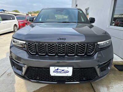 2025 Jeep Grand Cherokee, $49990. Photo 2