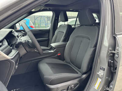 2027 Jeep Grand Cherokee, $47810. Photo 8