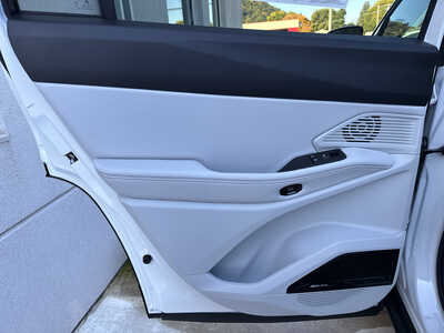 2026 Jeep Cherokee, $39220. Photo 12