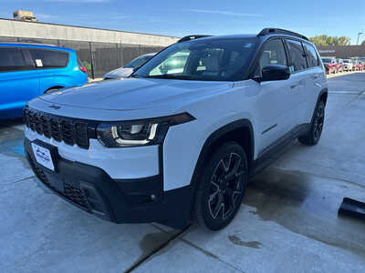 2026 Jeep Cherokee, $39220. Photo 3