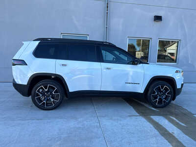 2026 Jeep Cherokee, $39220. Photo 7