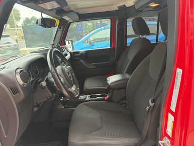 2016 Jeep Wrangler, $13990. Photo 8