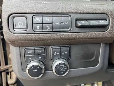 2021 GMC Yukon, $50100. Photo 12