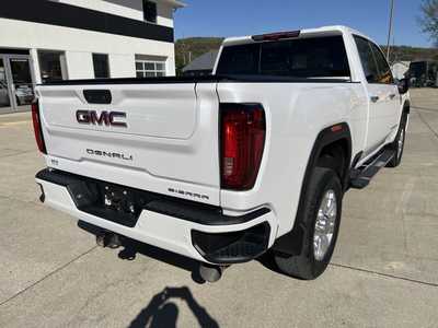 2023 GMC 3500 Crew Cab, $68000. Photo 8