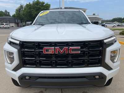 2024 GMC Canyon Crew Cab, $39000. Photo 3