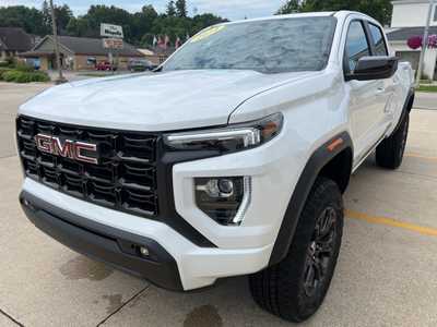 2024 GMC Canyon Crew Cab, $39000. Photo 4
