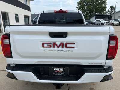 2024 GMC Canyon Crew Cab, $39000. Photo 7