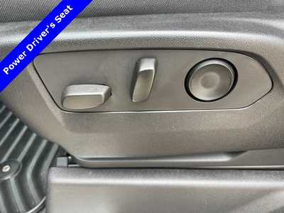 2022 Chevrolet 1500 Crew Cab, $36800. Photo 10