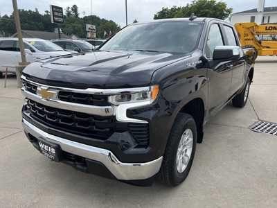 2022 Chevrolet 1500 Crew Cab, $36800. Photo 4