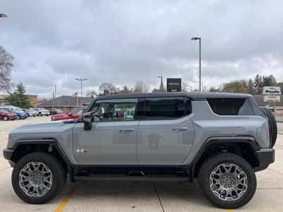 2025 GMC Hummer EV, $107920. Photo 5
