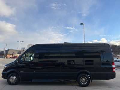 2015 Mercedes-Benz Sprinter, $59500. Photo 5