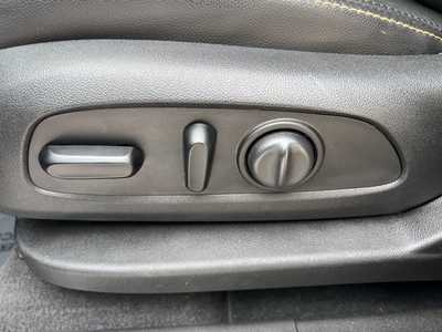 2020 Chevrolet Equinox, $18500. Photo 10