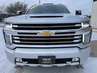 2021 Chevrolet 2500 Crew Cab, $57400. Photo 3