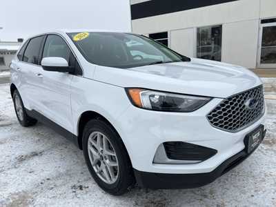 2024 Ford Edge, $25500. Photo 2