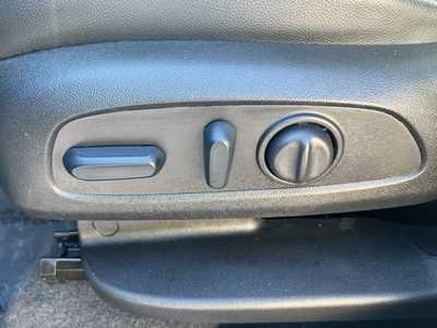 2024 GMC Terrain, $28475. Photo 10