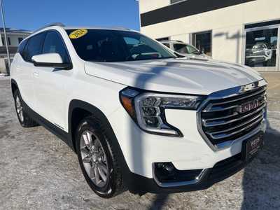 2024 GMC Terrain, $28475. Photo 2