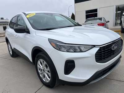 2024 Ford Escape, $26199. Photo 2