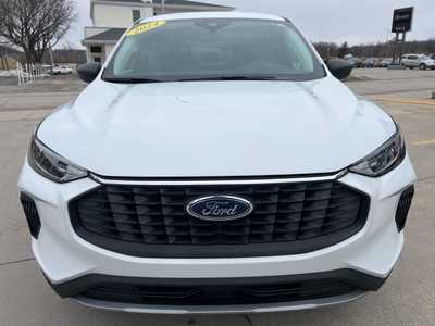 2024 Ford Escape, $26199. Photo 3