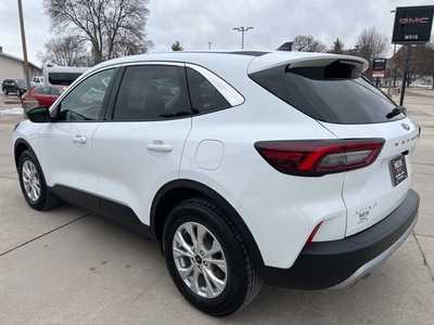 2024 Ford Escape, $26199. Photo 6