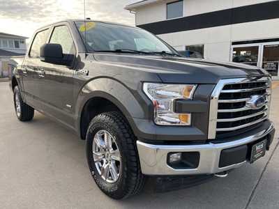 2017 Ford F150 Crew Cab, $23700. Photo 2
