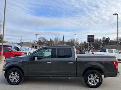 2017 Ford F150 Crew Cab, $23700. Photo 5