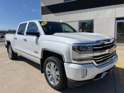 2018 Chevrolet 1500 Crew Cab, $35500. Photo 2