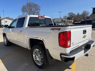 2018 Chevrolet 1500 Crew Cab, $35500. Photo 6