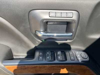 2018 Chevrolet 1500 Crew Cab, $35500. Photo 9