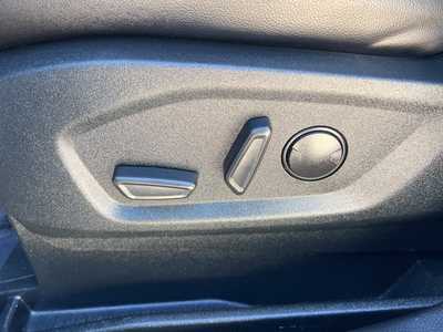 2022 Ford Edge, $23400. Photo 10