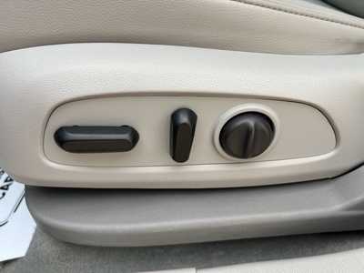 2023 GMC Acadia, $30500. Photo 10