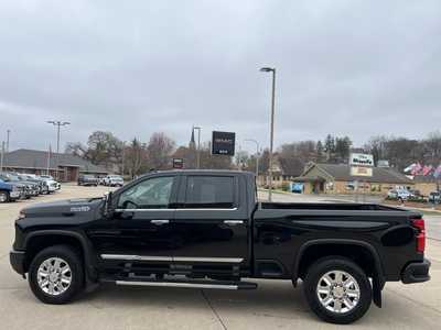 2024 Chevrolet 3500 Crew Cab, $65000. Photo 5