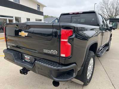 2024 Chevrolet 3500 Crew Cab, $65000. Photo 8