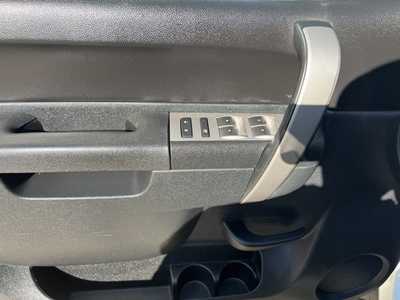 2011 Chevrolet 1500 Ext Cab, $10500. Photo 9