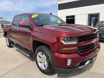 2017 Chevrolet 1500 Crew Cab, $26500. Photo 2