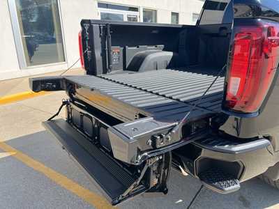2025 GMC 1500 Crew Cab, $87135. Photo 10