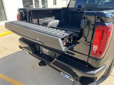 2025 GMC 1500 Crew Cab, $87135. Photo 11