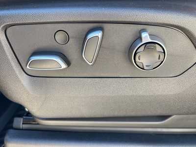 2025 GMC 1500 Crew Cab, $87135. Photo 12