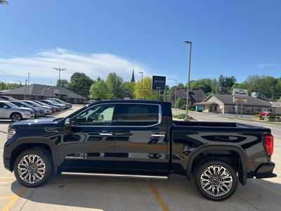 2025 GMC 1500 Crew Cab, $87135. Photo 5