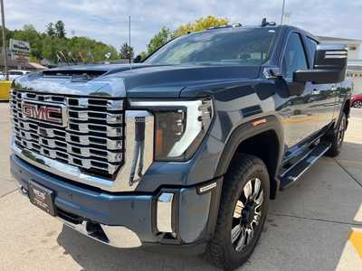2025 GMC 3500 Crew Cab, $80930. Photo 4