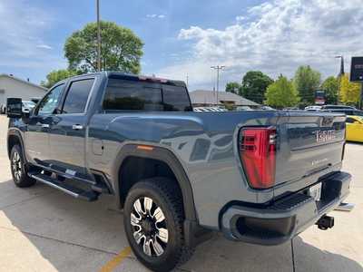 2025 GMC 3500 Crew Cab, $80930. Photo 6