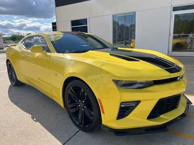 2016 Chevrolet Camaro, $39900. Photo 2