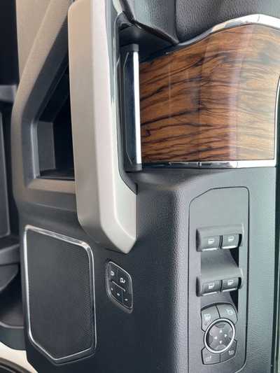 2020 Ford F150 Crew Cab, $30500. Photo 10
