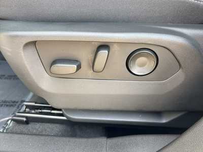 2024 Buick Envision, $33500. Photo 9