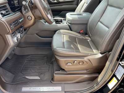 2023 GMC Yukon, $59900. Photo 11