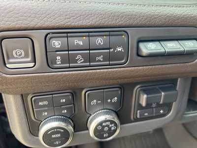 2023 GMC Yukon, $59900. Photo 12