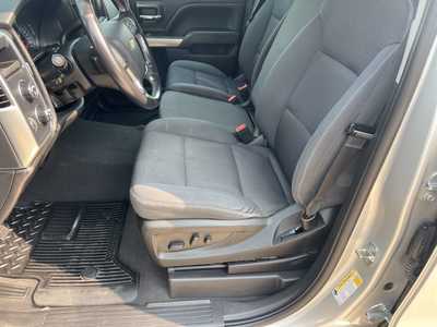 2018 Chevrolet 1500 Crew Cab, $22800. Photo 11