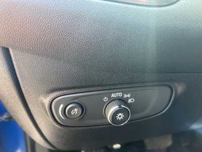 2019 Chevrolet Equinox, $18200. Photo 12