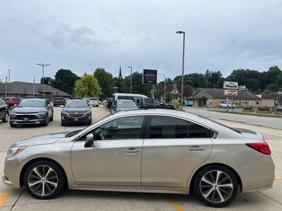 2015 Subaru Legacy, $12500. Photo 5